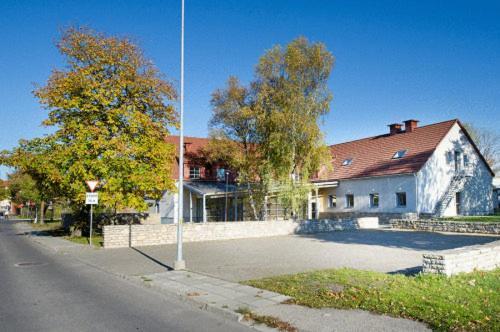 Kongo Hotel Haapsalu Extérieur photo